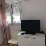 Ljubica Ljuban Apartment Makarska