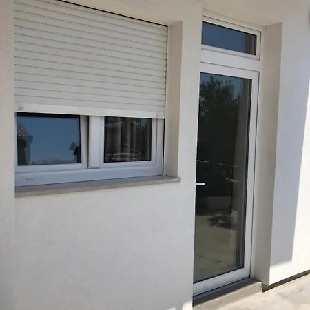 Ljubica Ljuban Apartamento *