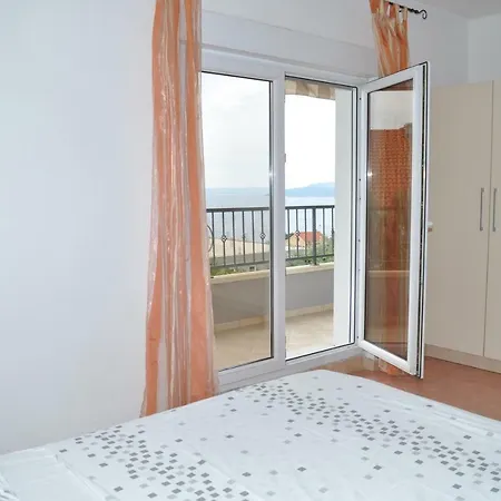 Ljubica Ljuban Appartement *
