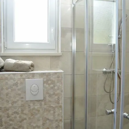 Ljubica Ljuban Apartamento *