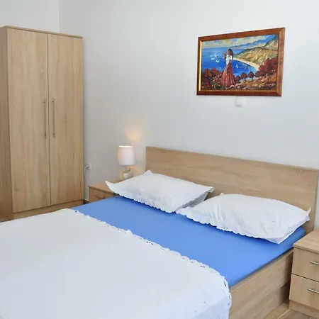 Ljubica Ljuban Apartamento