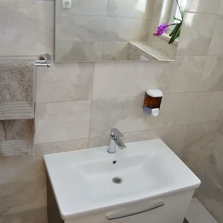 Ljubica Ljuban Apartamento