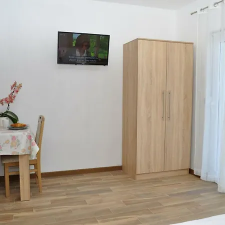 Ljubica Ljuban Appartement *