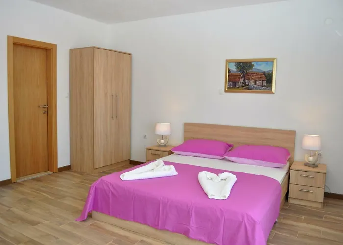 Ljubica Ljuban Apartmán *
